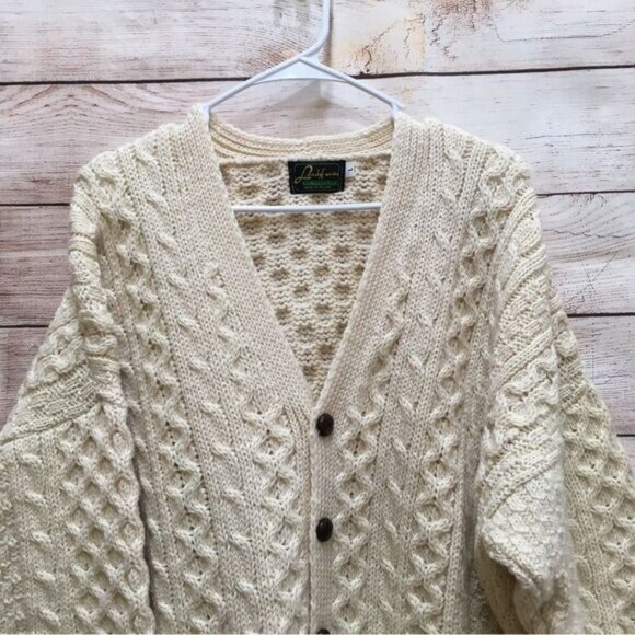 LATCHFORDS OF IRELAND CABLE KNIT OVERSIZED SLOUCHY SWEATER IN 100% WOOL - Picture 2 of 12